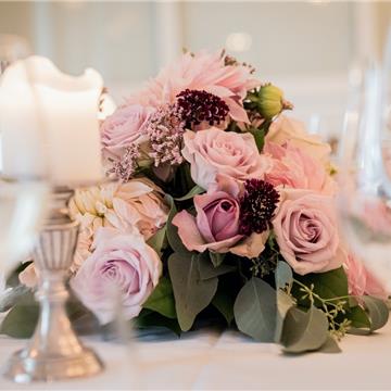 6 colores para los centros de mesa florales