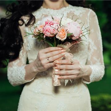 Boutonnières o Botones, para el Novio más Elegante