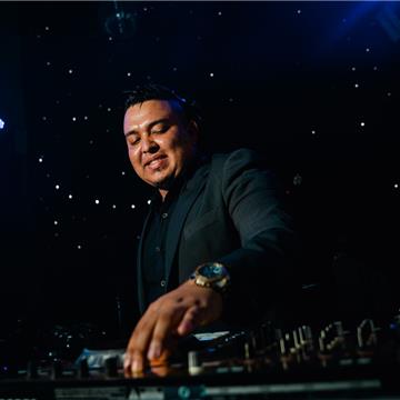 DJ Camilo Hernandez