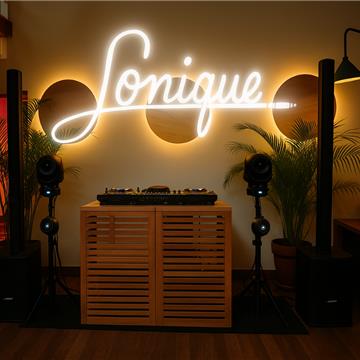 Sonique