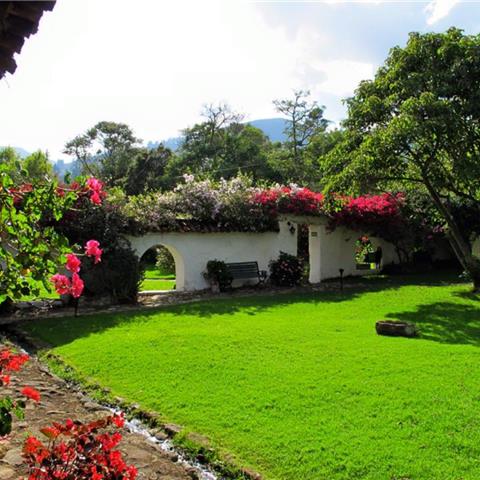 Hotel Hacienda Baza