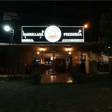 Parrillada y Pizzeria Uruguaya CANDOMBE
