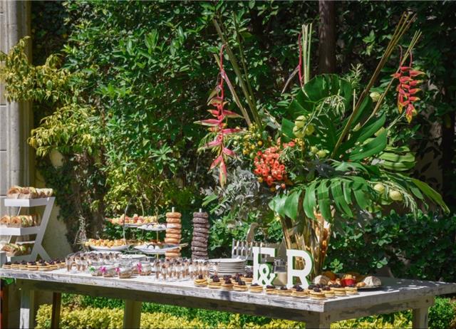 Montamos tu comida, buffett o canapés