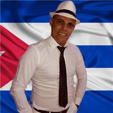 Cantante Cubano Osmani Cruz