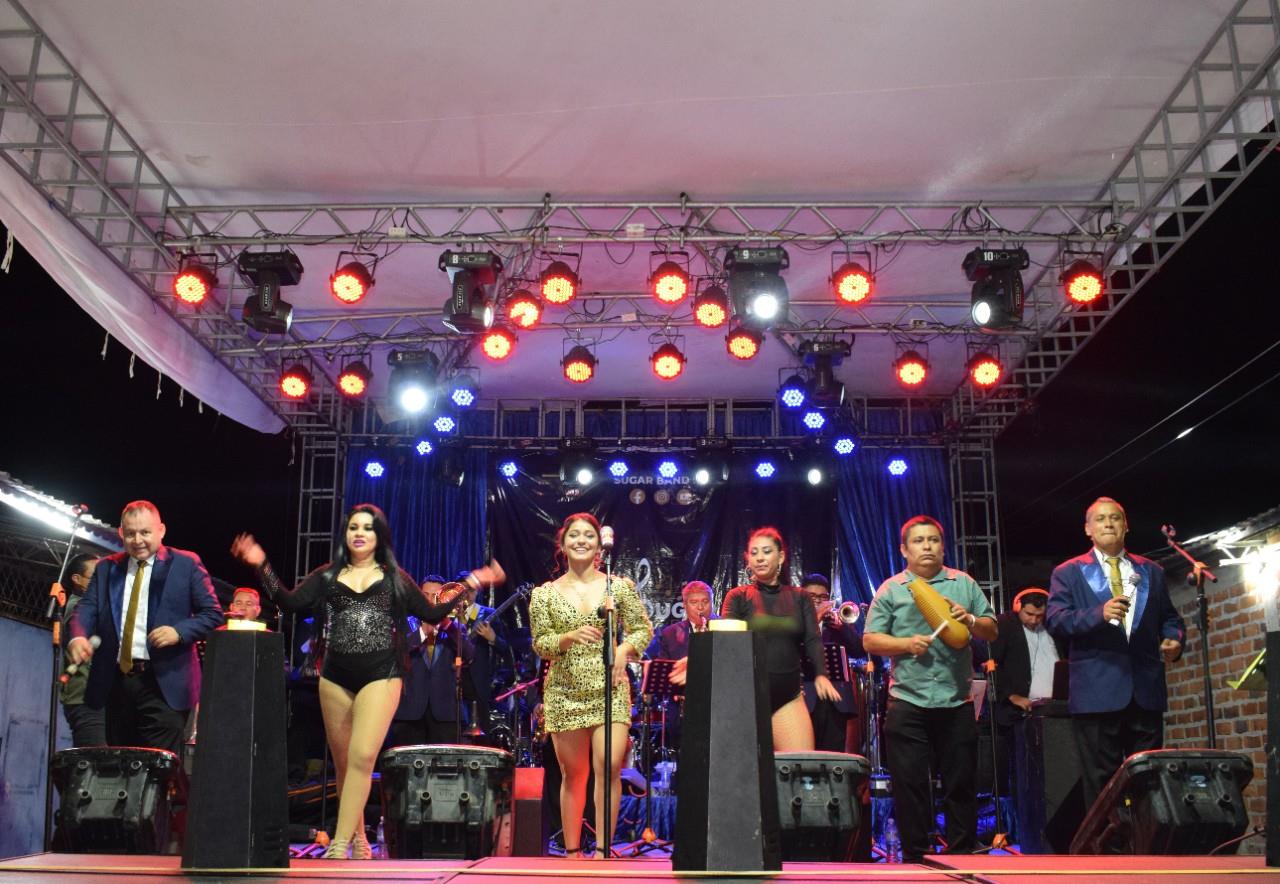 Sugar Band, San Salvador